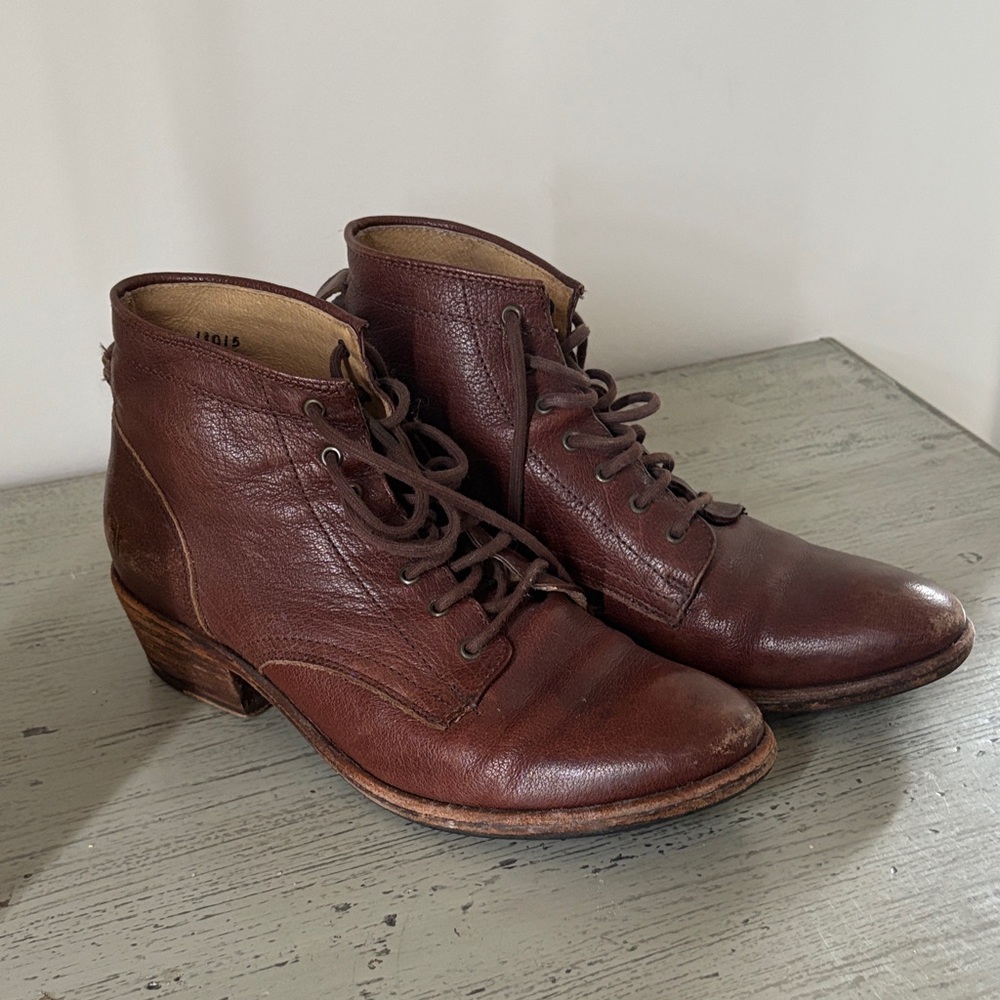 Frye Brown Leather Women's Lace Up Boots